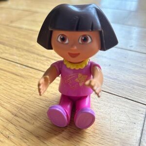 Matel Vintage 2005 Bed Time Dora the Explorer Doll Figurine Pink